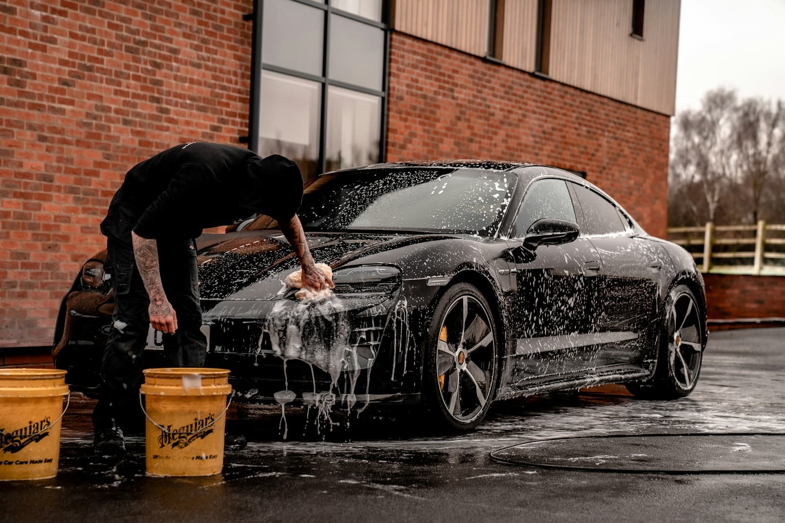 Premium vehicle wash service